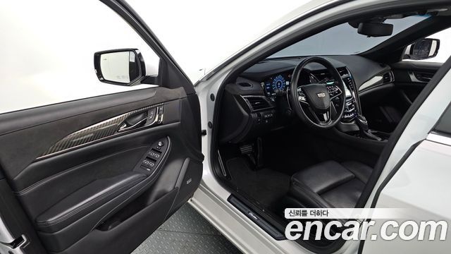 Cadillac CTS (III) 2.0 Premium 2018 — фото 11
