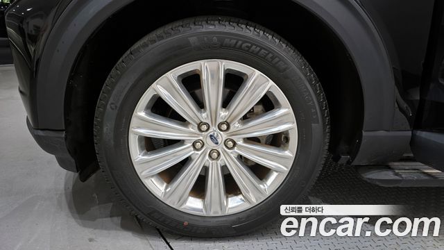 Ford Explorer (VI) 2.3 LimIted 4WD 2021 — фото 5