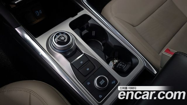 Ford Explorer (VI) 2.3 LimIted 4WD 2021 — фото 9