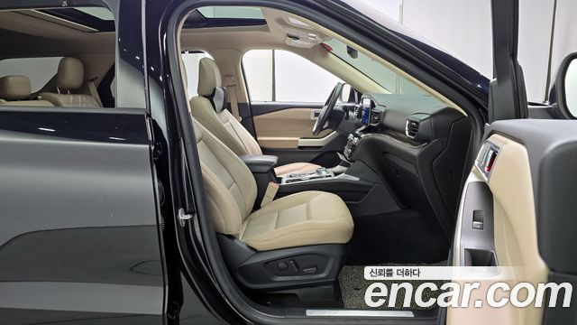 Ford Explorer (VI) 2.3 LimIted 4WD 2021 — фото 10