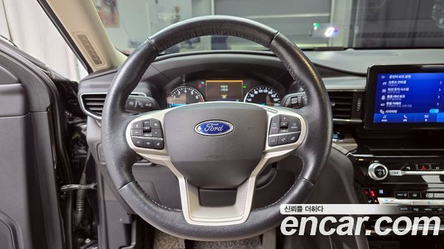 Ford Explorer (VI) 2.3 LimIted 4WD 2021 — фото 14