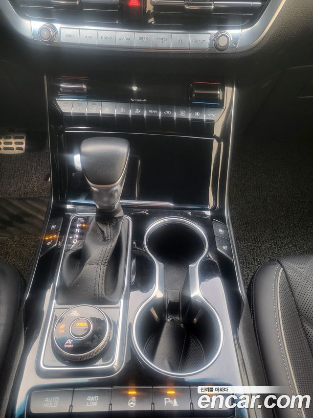 Kia Mohave The Master Diesel 3.0 4WD 7-Seater Masters Gravity 2023 — фото 8