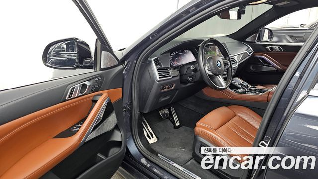 BMW X6 (G06) M50i 2022 — фото 10