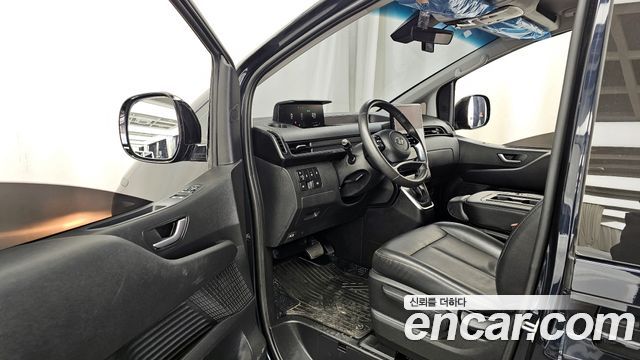 Hyundai Staria 4WD Tourer 9-Seater Modern 2023 — фото 10