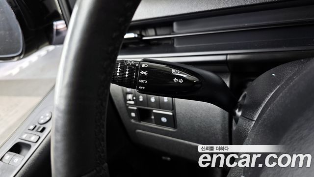 Hyundai Staria 4WD Tourer 9-Seater Modern 2023 — фото 15
