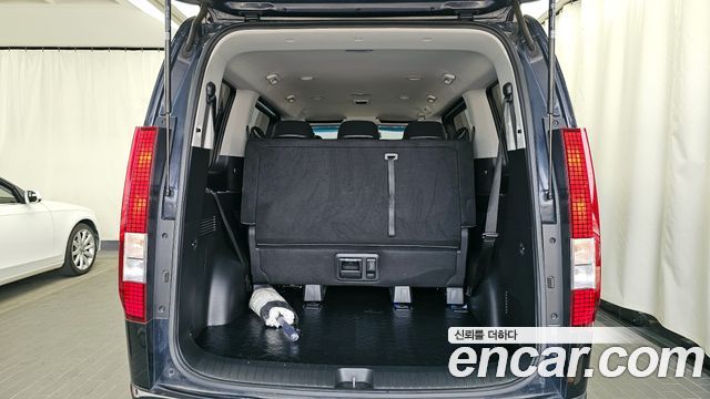 Hyundai Staria 4WD Tourer 9-Seater Modern 2023 — фото 20