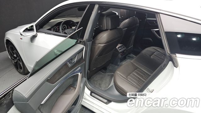Audi A7 (4K) 55 TFSI Quattro Premium 2021 — фото 12