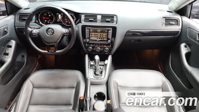 Volkswagen Jetta 2.0 TDI BlueMotion Premium 6th 2015 — фото 7