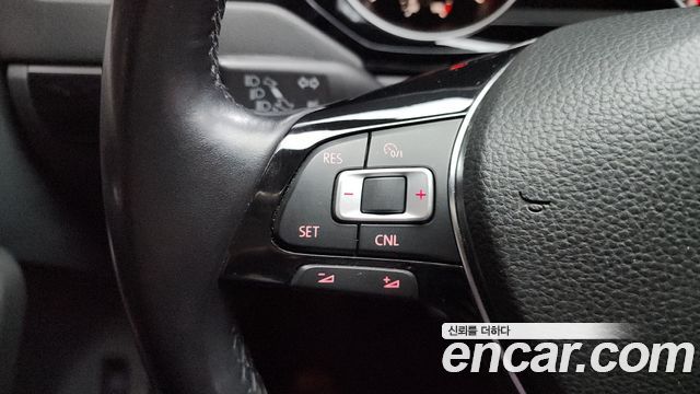 Volkswagen Jetta 2.0 TDI BlueMotion Premium 6th 2015 — фото 18