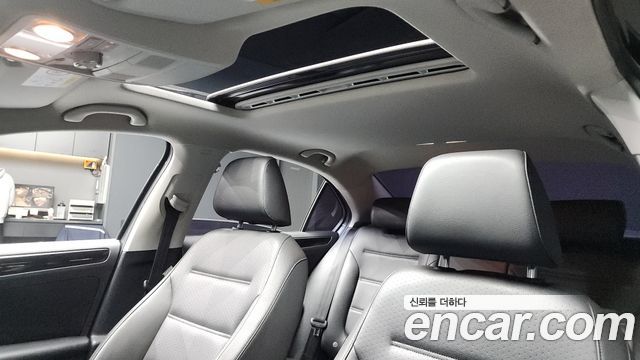 Volkswagen Jetta 2.0 TDI BlueMotion Premium 6th 2015 — фото 19