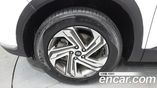 Hyundai Santa Fe Diesel 2.2 2WD Exclusive 2023 — фото 5
