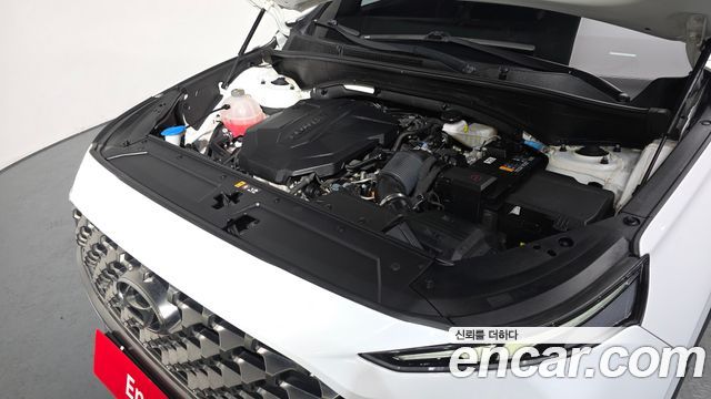 Hyundai Santa Fe Diesel 2.2 2WD Exclusive 2023 — фото 6