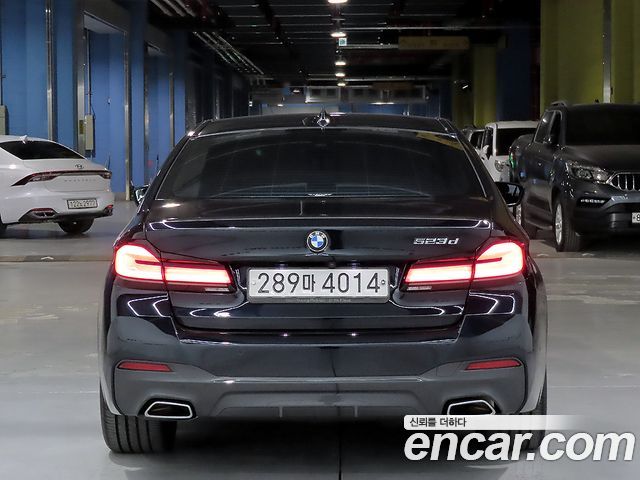 BMW 5 Series (G30) 523d M Sport 2022 — фото 4