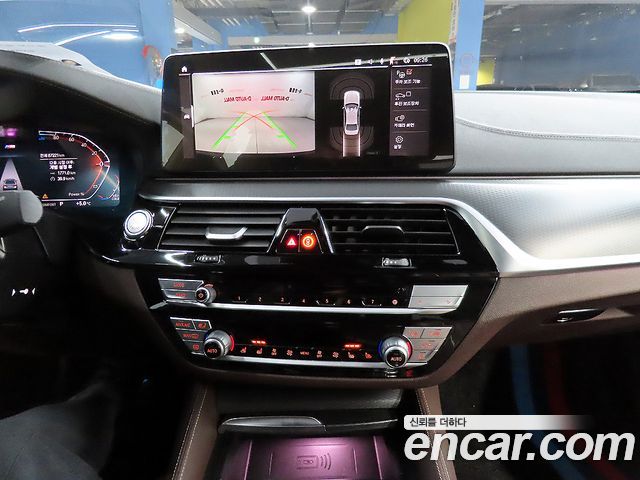 BMW 5 Series (G30) 523d M Sport 2022 — фото 20