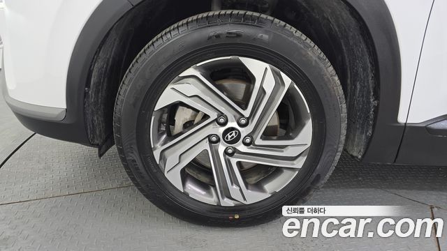 Hyundai Santa Fe Diesel 2.2 2WD Prestige 2021 — фото 5