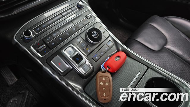 Hyundai Santa Fe Diesel 2.2 2WD Prestige 2021 — фото 9