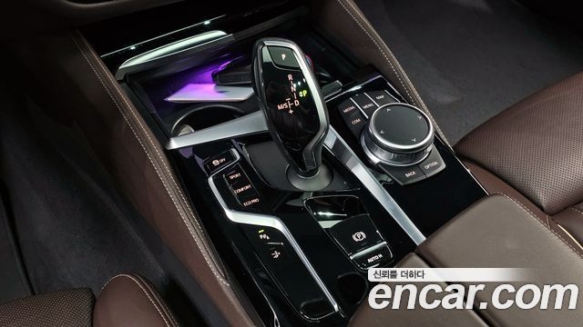 BMW 6 Series GT (G32) 630i xDrive M Sport 2022 — фото 9