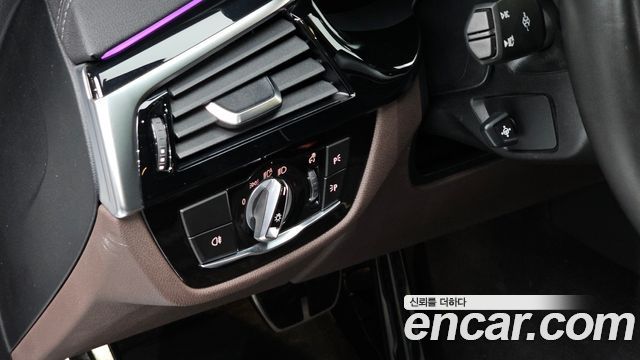 BMW 6 Series GT (G32) 630i xDrive M Sport 2022 — фото 18