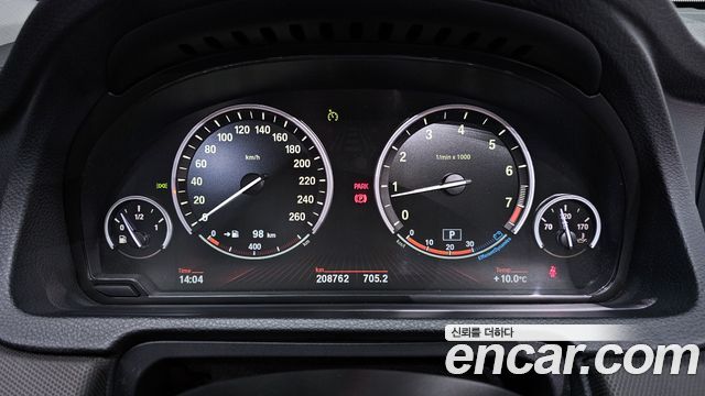 BMW 5 Series GT (F07) GT xDrive 2011 — фото 8
