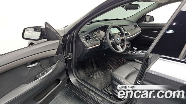 BMW 5 Series GT (F07) GT xDrive 2011 — фото 11