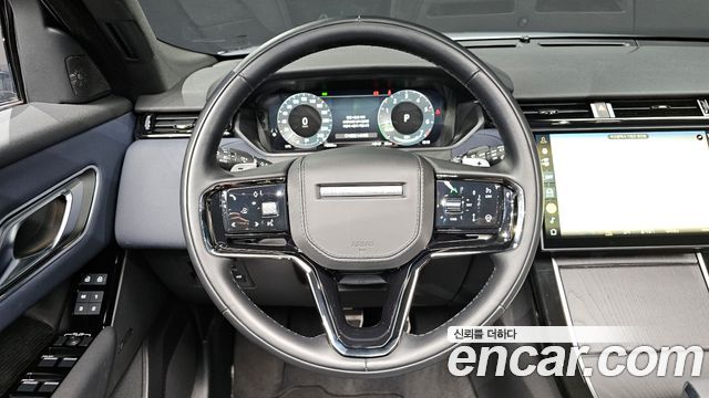 Land Rover Range Rover Velar 2.0 P400E Dynamic SE 2024 — фото 13
