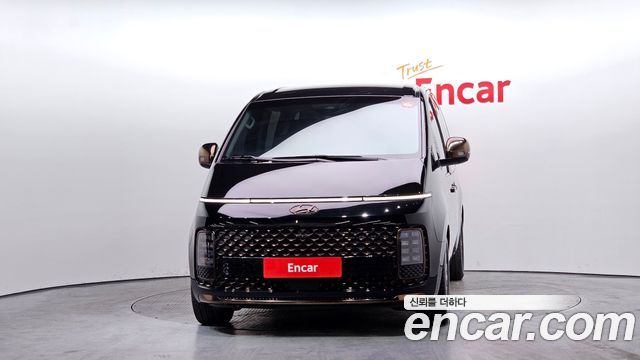 Hyundai Staria L3.5 Lounge 9-Seater Inspiration 2023 — фото 3