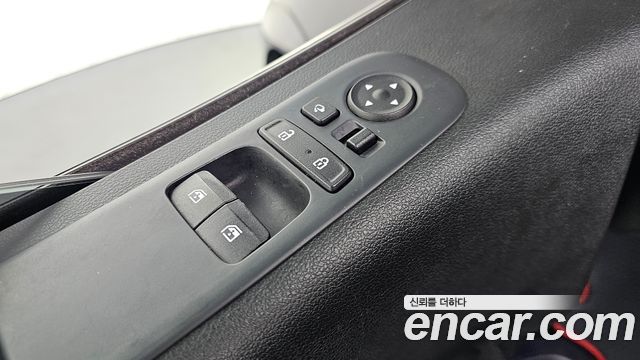 Hyundai Staria L3.5 Lounge 9-Seater Inspiration 2023 — фото 18