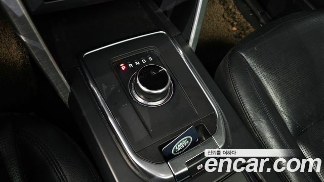 Land Rover Discovery Sport 2.0 TD4 SE (150PS) 2018 — фото 9