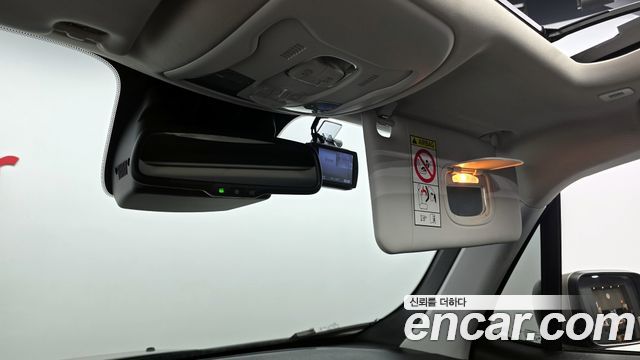 Jeep Renegade 2.4 Limited 2019 — фото 16