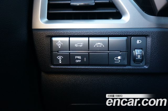 KG Mobility (SsangYong) Beautiful Korando Gasoline 1.5 2WD C7 2023 — фото 6