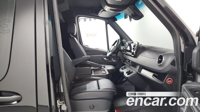 Mercedes-Benz Sprinter 3.0 Diesel W907 2021 — фото 15