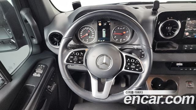 Mercedes-Benz Sprinter 3.0 Diesel W907 2021 — фото 17