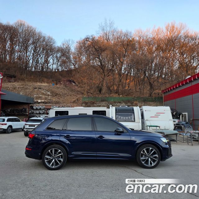 Audi Q7 (4M) 50 TDI Quattro Premium 2023 — фото 24