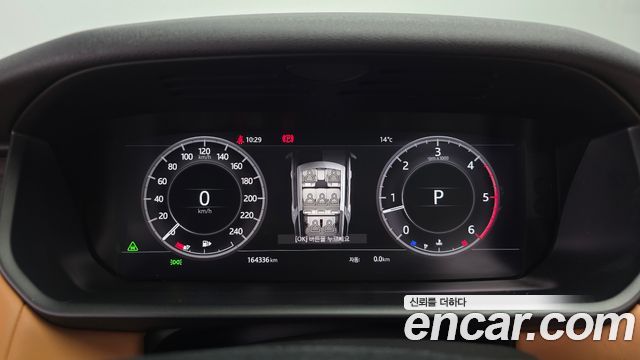 Land Rover Discovery 5 3.0 TD6 HSE Luxury 2018 — фото 8