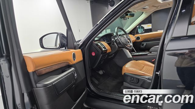 Land Rover Discovery 5 3.0 TD6 HSE Luxury 2018 — фото 10
