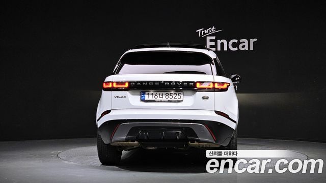 Land Rover Range Rover Velar 2.0 P250 R-Dynamic SE 2023 — фото 4