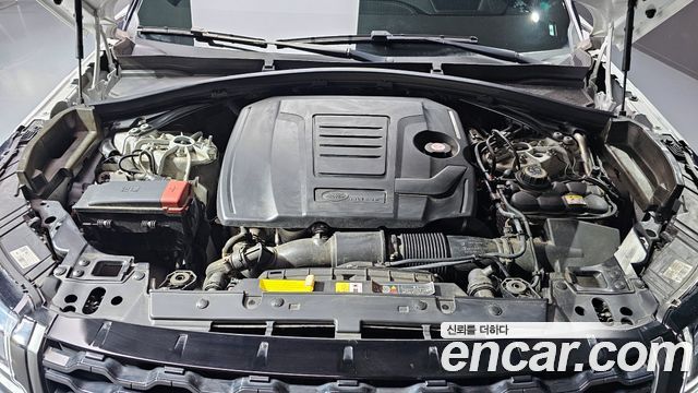 Land Rover Range Rover Velar 2.0 P250 R-Dynamic SE 2023 — фото 6