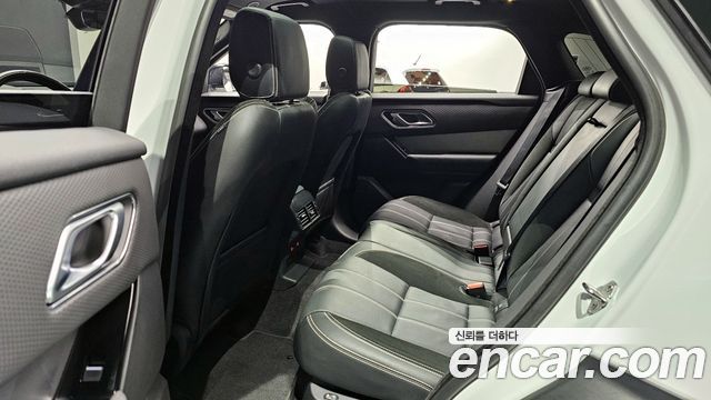 Land Rover Range Rover Velar 2.0 P250 R-Dynamic SE 2023 — фото 16