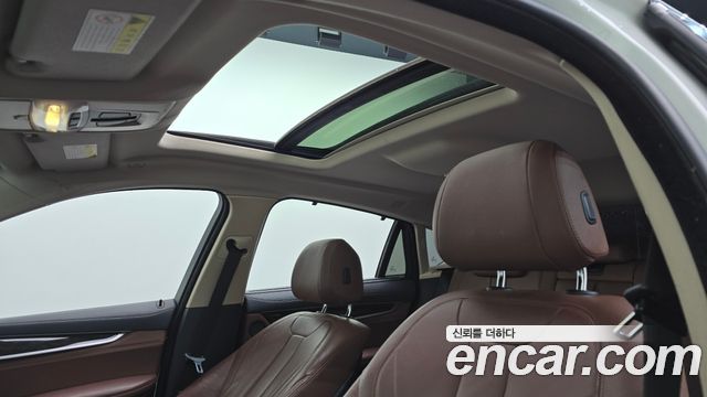 BMW X6 (F16) xDrive 30d 2015 — фото 19