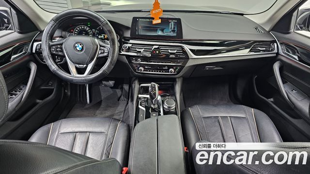 BMW 5 Series (G30) 520d Luxury Special Edition 2018 — фото 7
