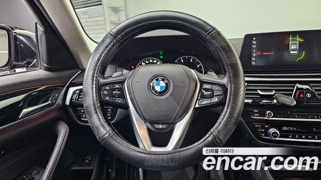 BMW 5 Series (G30) 520d Luxury Special Edition 2018 — фото 13