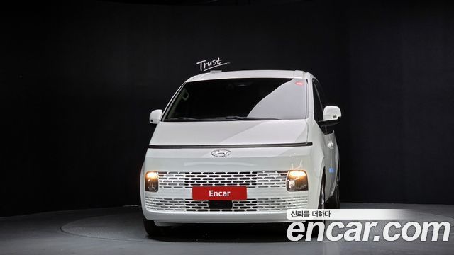 Hyundai Staria Tourer 9-Seater Modern 2022 — фото 3