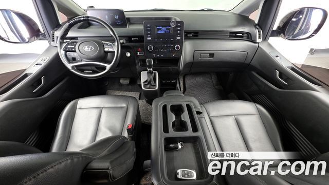 Hyundai Staria Tourer 9-Seater Modern 2022 — фото 7