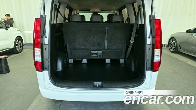 Hyundai Staria Tourer 9-Seater Modern 2022 — фото 20