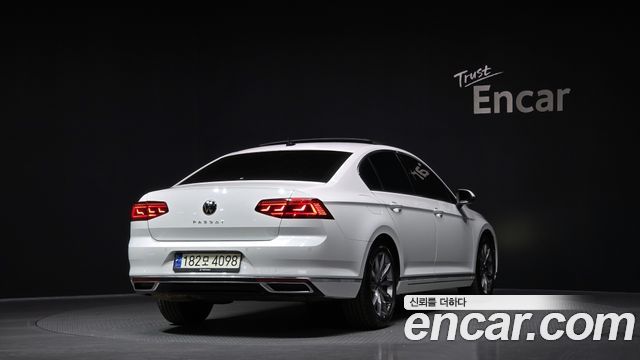 Volkswagen Passat GT (B8) 2.0 TDI Prestige 2021 — фото 2