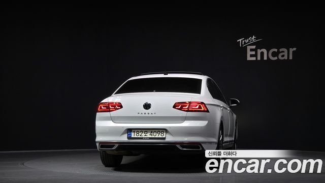 Volkswagen Passat GT (B8) 2.0 TDI Prestige 2021 — фото 4