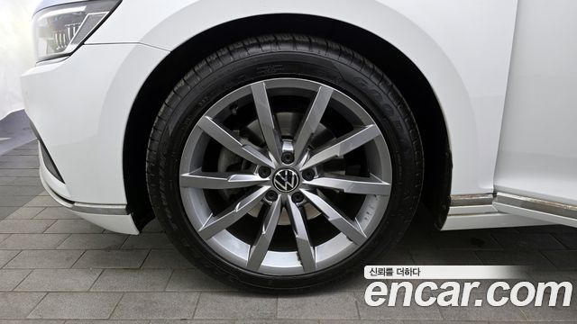 Volkswagen Passat GT (B8) 2.0 TDI Prestige 2021 — фото 5