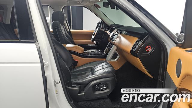 Land Rover Range Rover (IV) 3.0 TDV6 Vogue SE DIESEL 2013 — фото 15