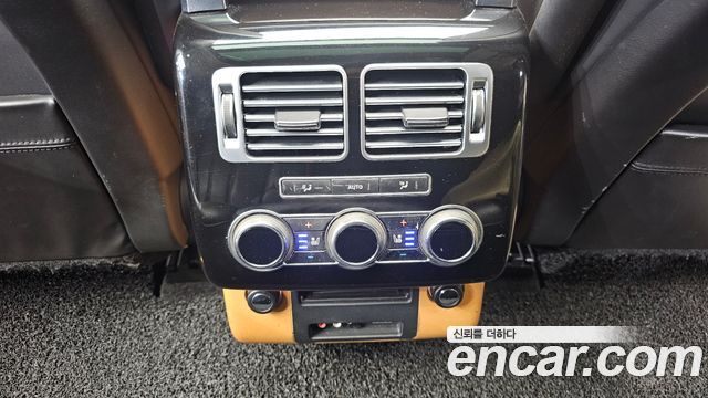 Land Rover Range Rover (IV) 3.0 TDV6 Vogue SE DIESEL 2013 — фото 22
