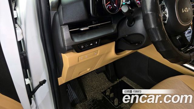 Kia Carnival (IV) Diesel 9-Seater Prestige 2023 — фото 17